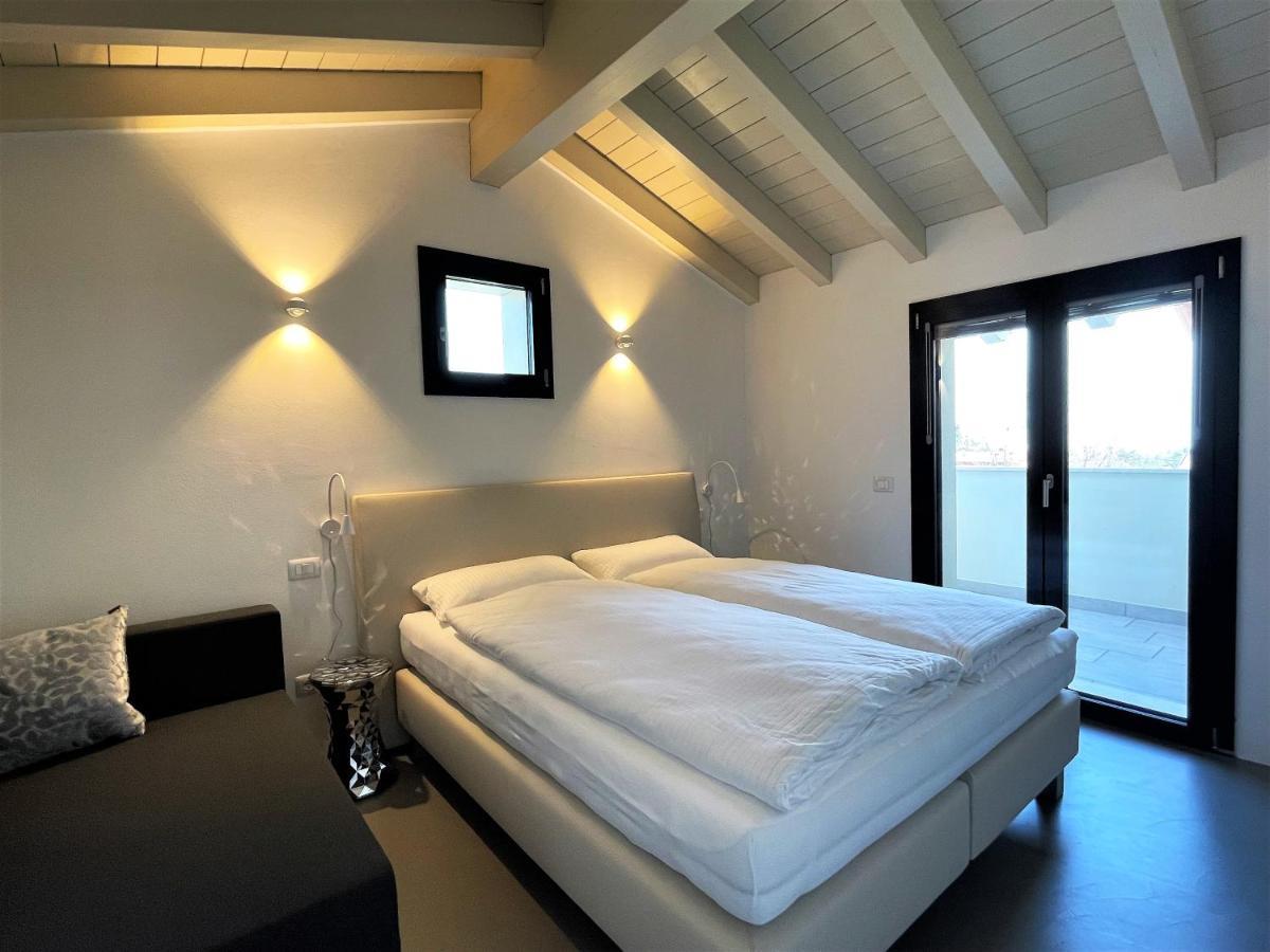 Ferienhaus Casa Sulle Colline Di Barcuzzi Pool, Garden And Barbecue 外观 照片